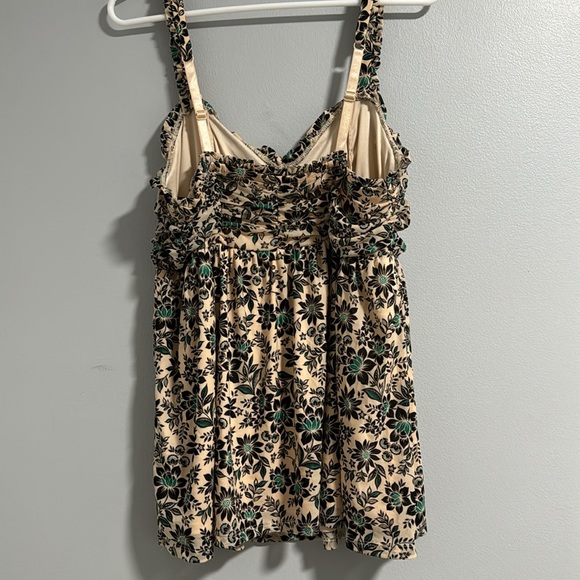 Beautiful Torrid tank with ruching on chest - Picture 7 of 7